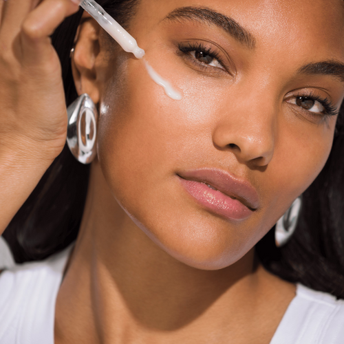 MOISTURE SURGE™ ACTIVE GLOW SERUM