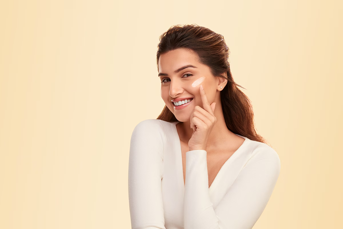 VITAMIN ENRICHED FACE BASE
