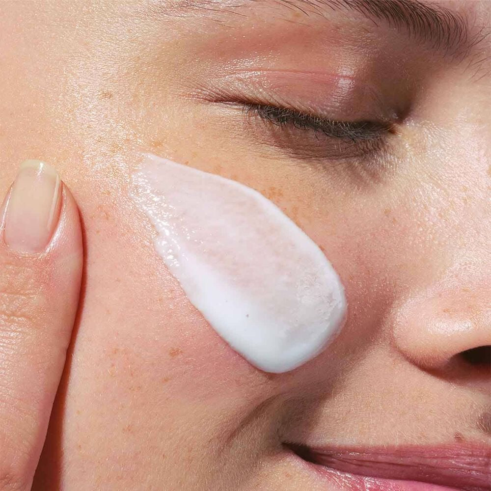 VELVET CLEANSING MILK