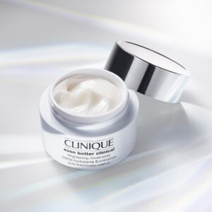 EVEN BETTER CLINICAL™ BRIGHTENING MOISTURIZER